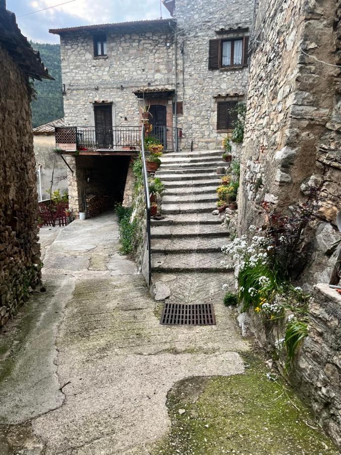 Appartamento A Valle San Martino Di Spoleto Exterior foto
